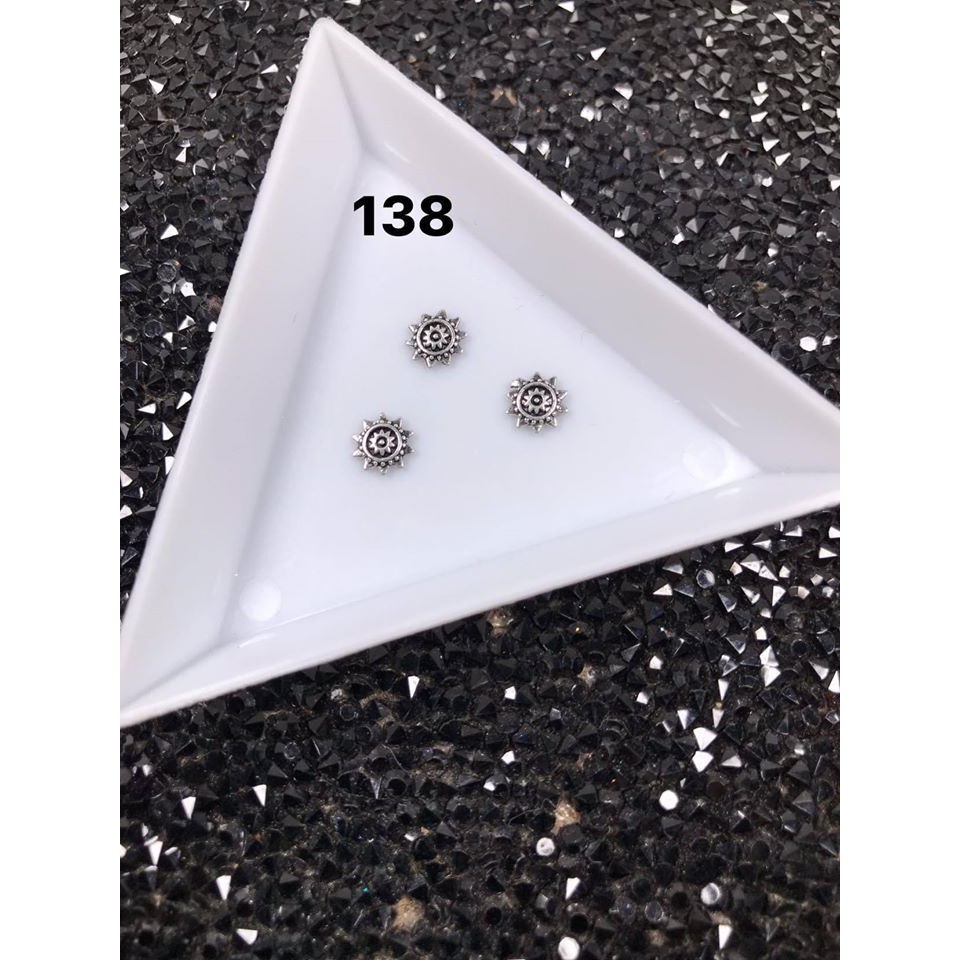 Phụ kiện Chamr đính móng số 138 ( 1 set 10 viên )