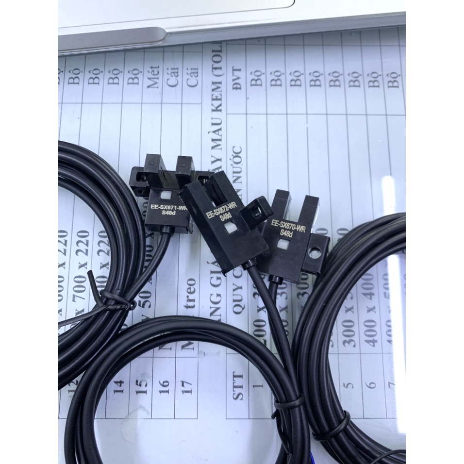 Cảm Biến Quang OMRON: EE-SX670-WR ;EE-SX671-WR;EE-SX672-WR;EE-SX673-WR; Dây Kết Nối EE-1010