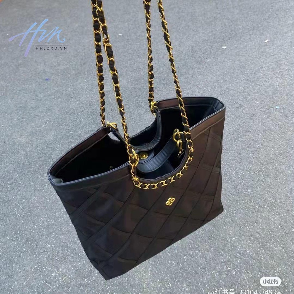 Túi Xách Tote Đeo Vai Cỡ Lớn Bằng Nylon Phối Dây Xích Thời Trang Dành Cho Nữ
