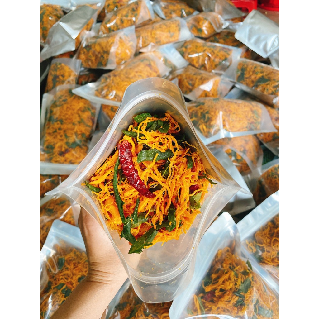 KHÔ GÀ TA XÉ CAY - Khô gà lá chanh