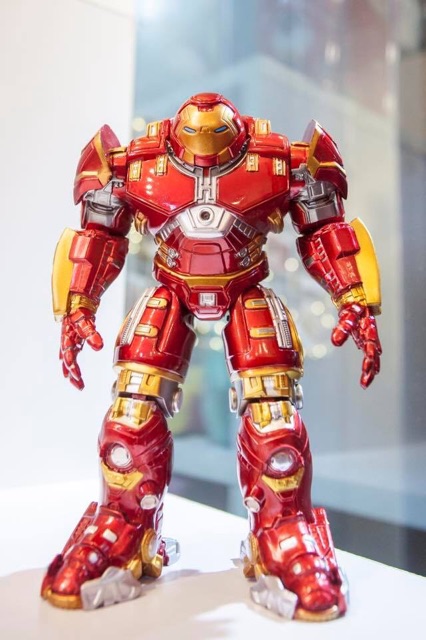 Mô hình Hulkbuster