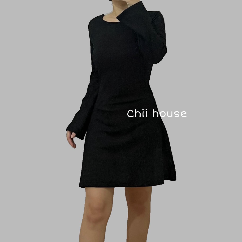 ĐẦM BODY ĐEN CUTOUT DÂY CHÉO LƯNG TAY LOE