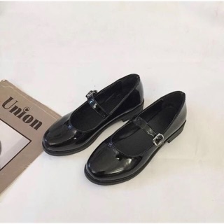 Giày bệt quai ngang da bóng