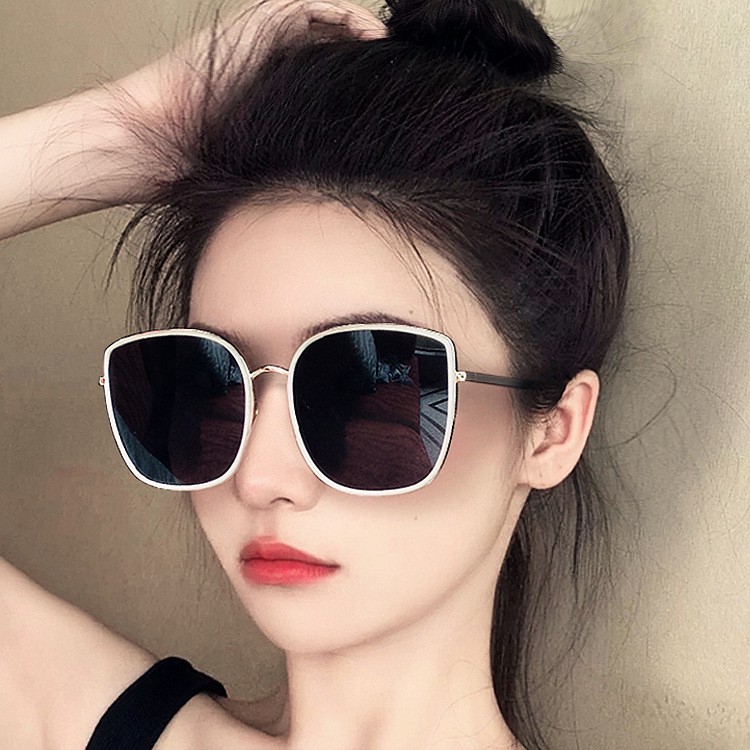 Kính râm nữ chống tia UV400, mặt vuông retro làn sóng Hàn Quốc - KM18