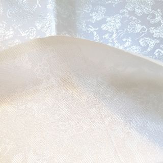Vải gấm cứng
