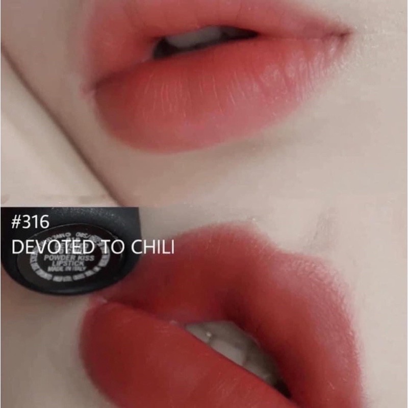 SET 3 thỏi son M A C Hypnotizing Holiday Kiss of Magic - Devoted to Chilly, Bated Breath,  Give Me Fever