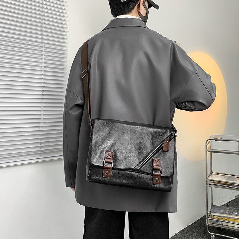 2022 postman bag men's bag single shoulder bag oblique bag multi-function satchel