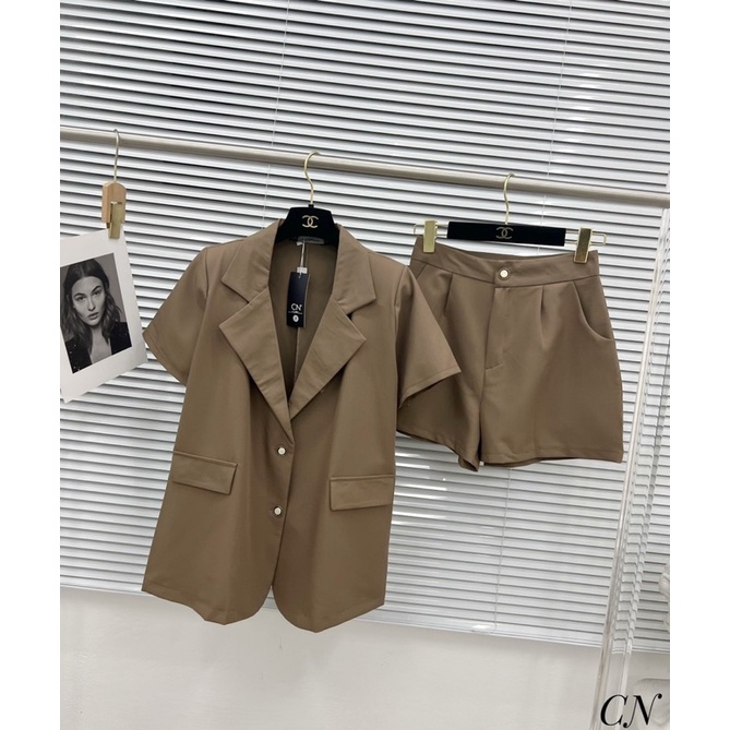 Set áo blazer kèm quần sóc loại 1 | BigBuy360 - bigbuy360.vn