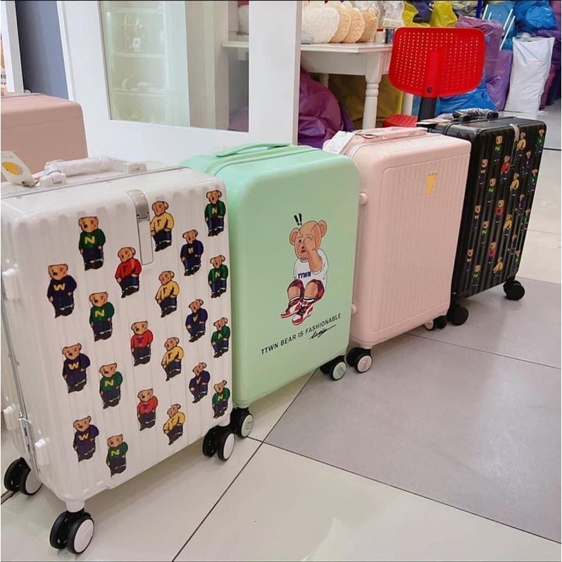 VALI 🐻 TTWN BEAR 🐻 size 20 & 24