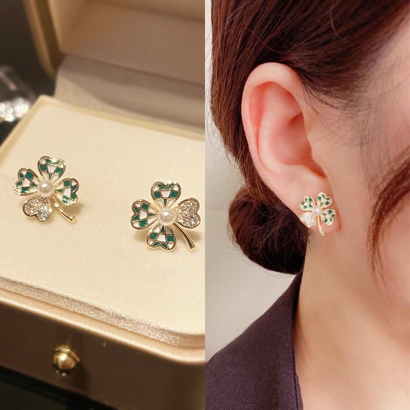 Khuyên Tai Hình Cỏ Ba Lá Đính Đá Đơn Giản Thời Trang Hàn Quốc