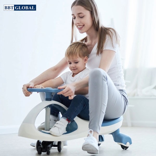 Xe lắc cao cấp bánh cao su, có đèn và nhạc BBT GLOBAL SW004