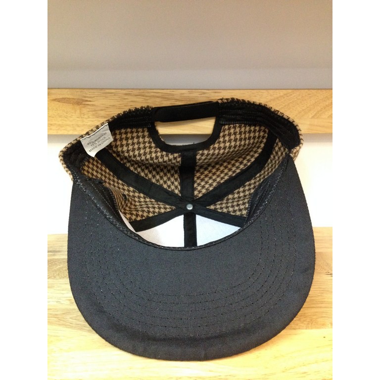 MŨ SNAPBACK THÁI PREMIER CARO NÂU 337