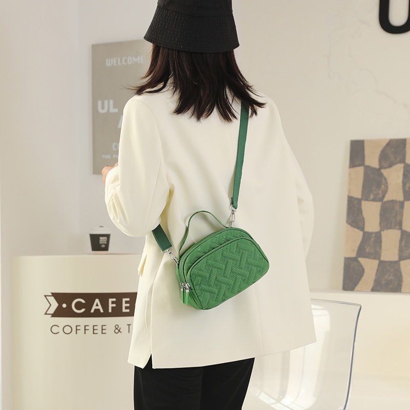 Túi Xách Siêu Nhẹ Nhiều Ngăn Thêu Họa Tiết Phong Cách Mới Cho Nữ