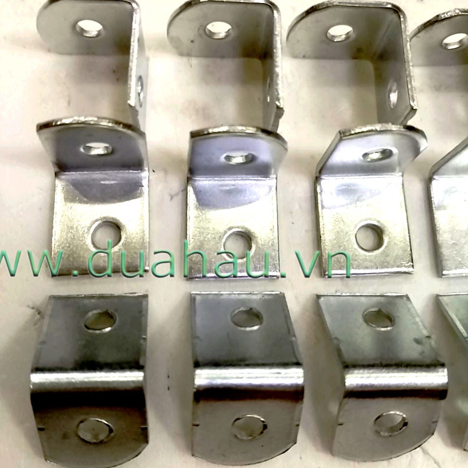 Pat vuông đồng hồ