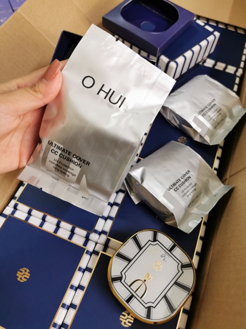 Phấn nước Ohui Ultimate Cover CC Cushion