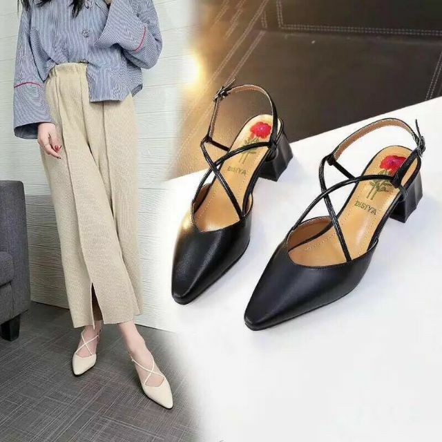 1 ngày duy nhất Giày sandal nữ mules đế thấp hai quai xinh dã man