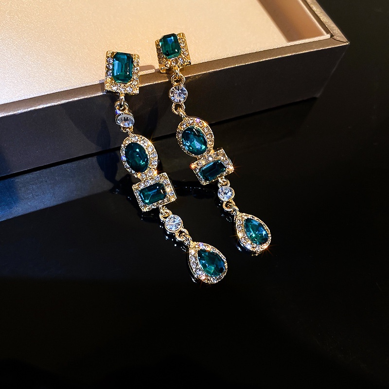 Đôi Bông Tai Mạ Bạc 925 Dáng Dài Đính Đá Thời Trang Cho Nữ