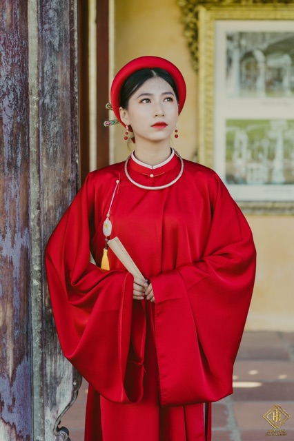 Áo tấc lụa đỏ