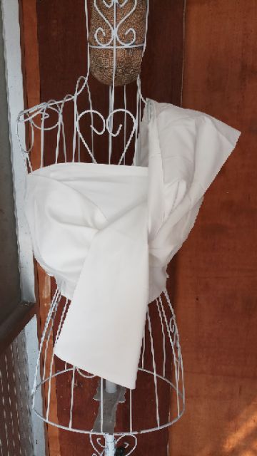 Áo crop lệch vai (áo crop so hot kèm ảnh thật) | BigBuy360 - bigbuy360.vn