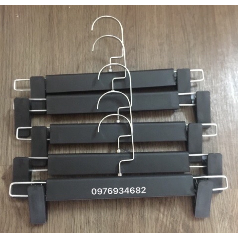 kẹp nhựa đen đầu móc inox vuôn hàng nhựa cao cấp 5,5k1 chiếc  .Combo 30c .