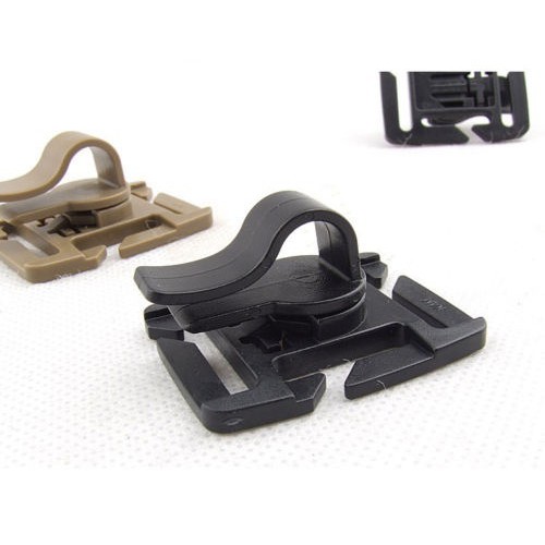 Kẹp giữ dây ống gắn balo độc đáo tiện dụng