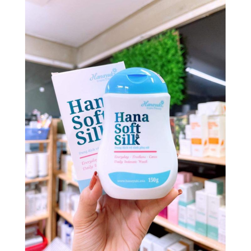 Dung dịch vệ sinh Hanayuki Soft &amp;Silk có tem chính hãng