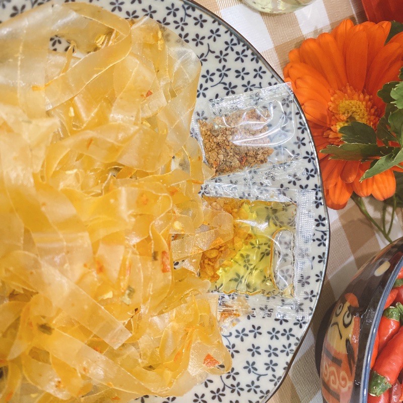 Bánh tráng dẻo sợi Tôm muối tỏi cay