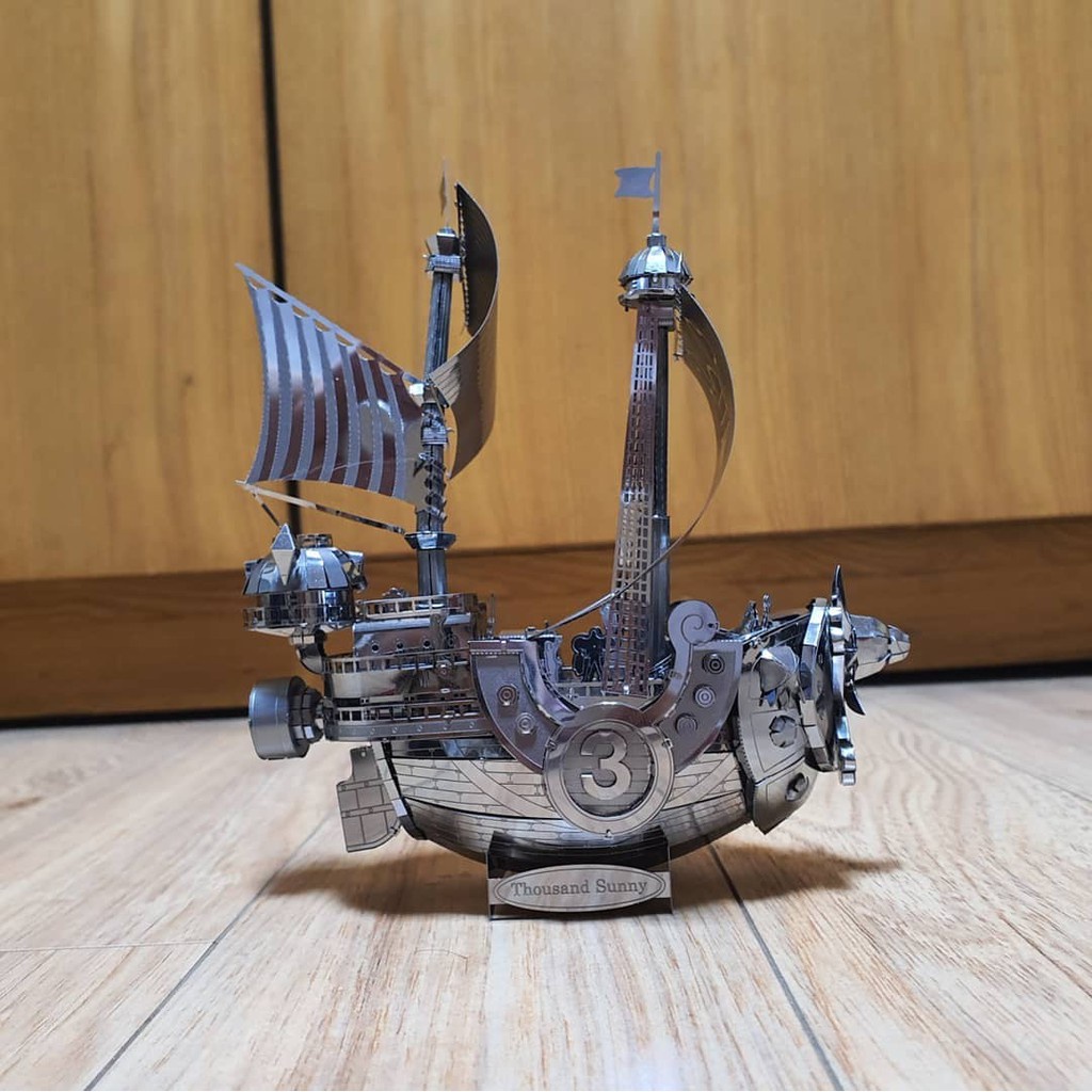 Mô Hình 3D Kim Loại Tàu Hải Tặc One Piece Thousand Sunny (chưa ráp)