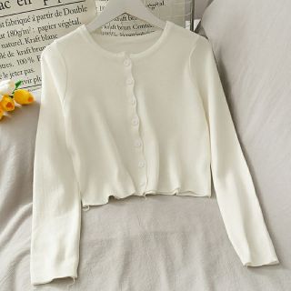 ÁO CROPTOP TAY DÀI YAN