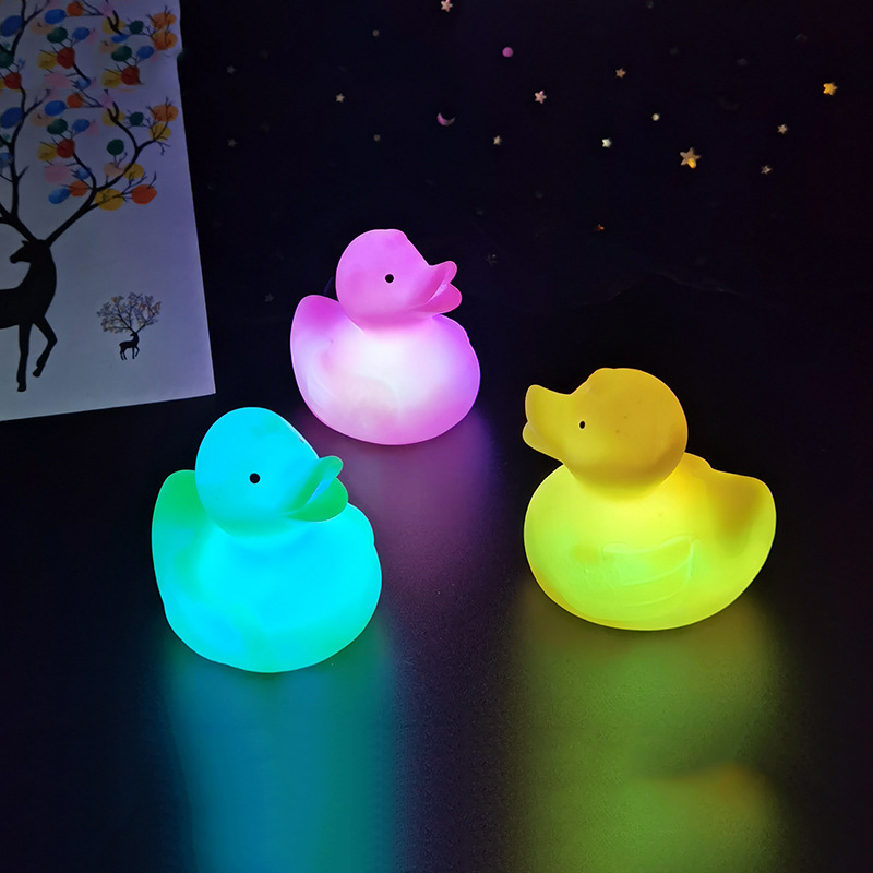 Đèn Ngủ LED Thay Đổi Màu Sắc Họa Tiết Hoạt Hình Dùng Trang Trí Phòng Trẻ Em