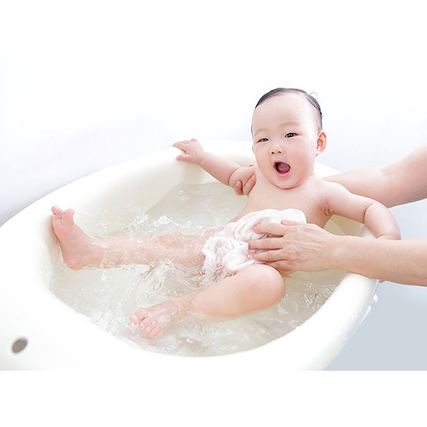 Sữa Tắm+ Gội Cho Bé Dnee Newborn Head&amp; Body Baby Wash 380ml