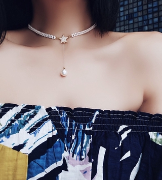 Luxury Pearl Star Shaped Necklace For Women