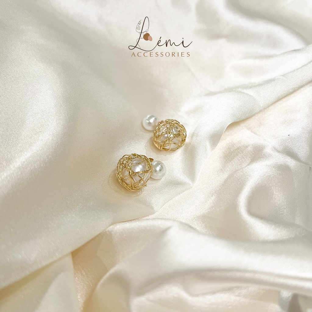 Hoa tai thả dáng quả cầu mix ngọc cá tính thời trang Hàn Quốc Lémi accessories