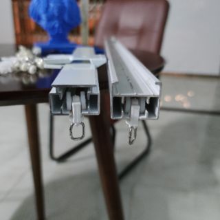 Con chạy rèm tự động, bi rèm