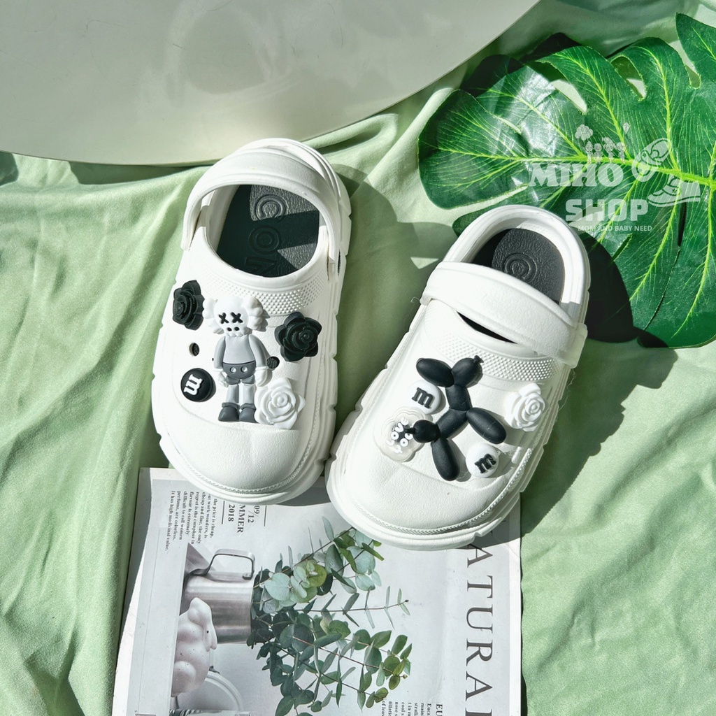 PHOM TO Dép Sục Dép Crocs Loại 1 Kèm 10 Sticker Siêu Đẹp Cho Bé