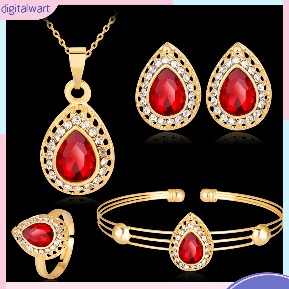 Bộ trang sức vòng cổ phong cách cổ điển