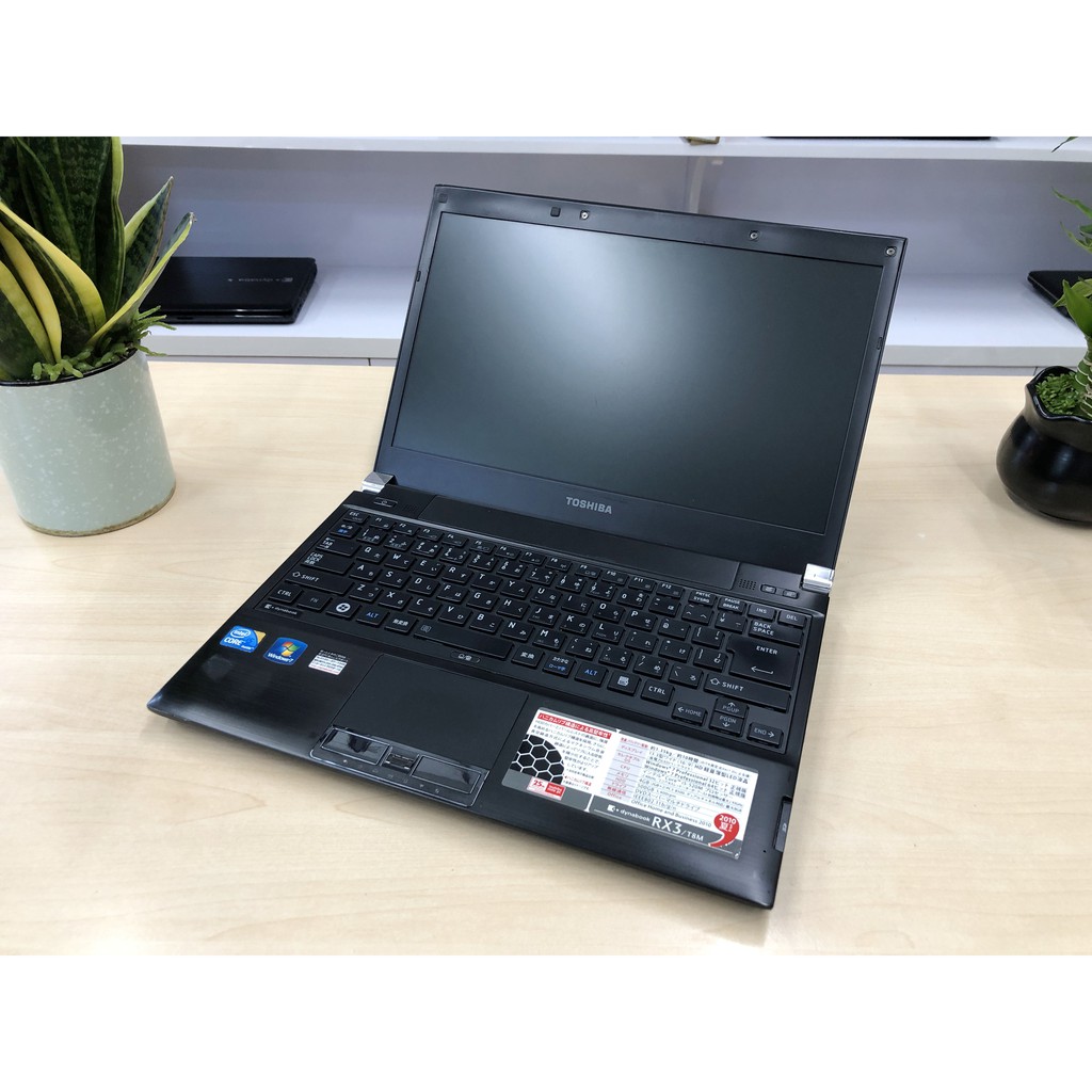 Laptop TOSHIBA T8M - Core i5 M520 - Ram 4G - HDD 250GB -13.3inch HD