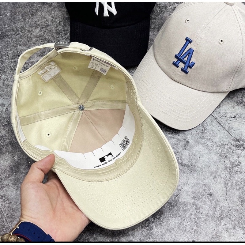 Mũ lưỡi trai L.A màu beige