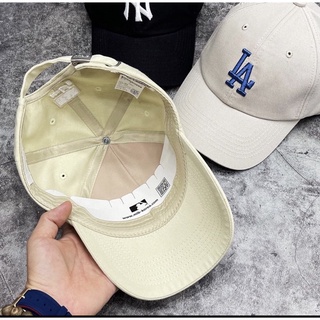 mũ lưỡi trai L.A màu beige ( xuất dư chuần)
