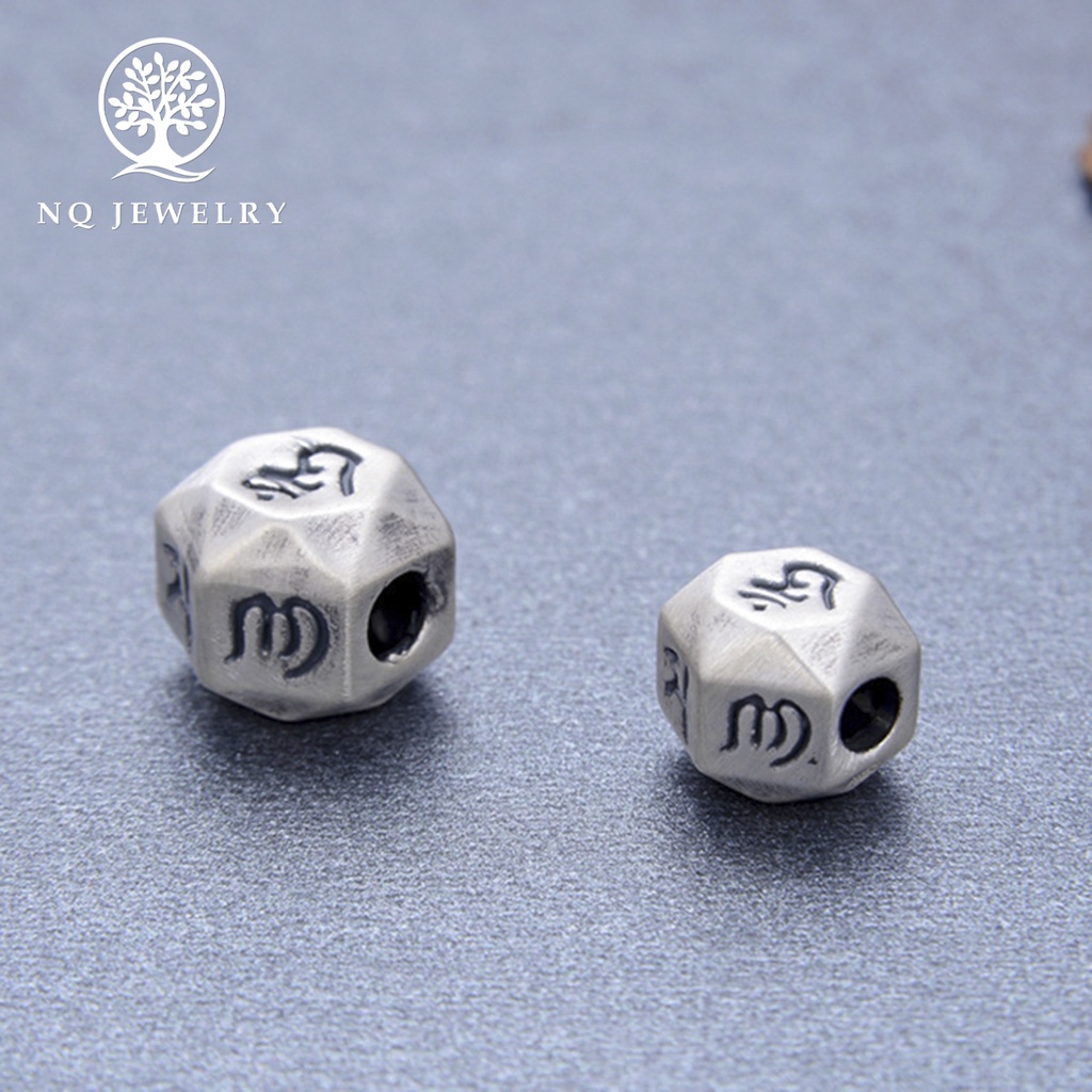 Charm bạc đa giác xỏ ngang lục tự minh chú - NQ Jewelry