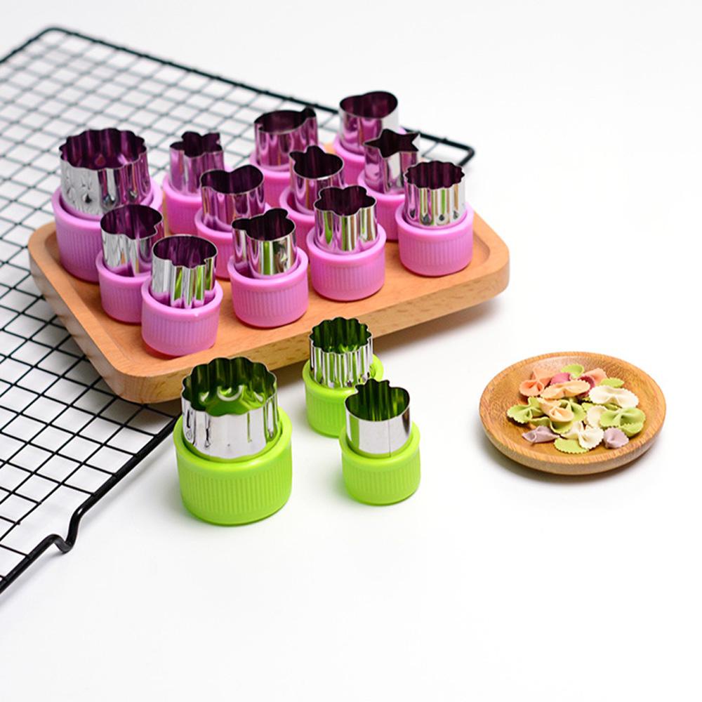 Set 12 Khuôn Cắt Bánh Bằng Thép Không Gỉ