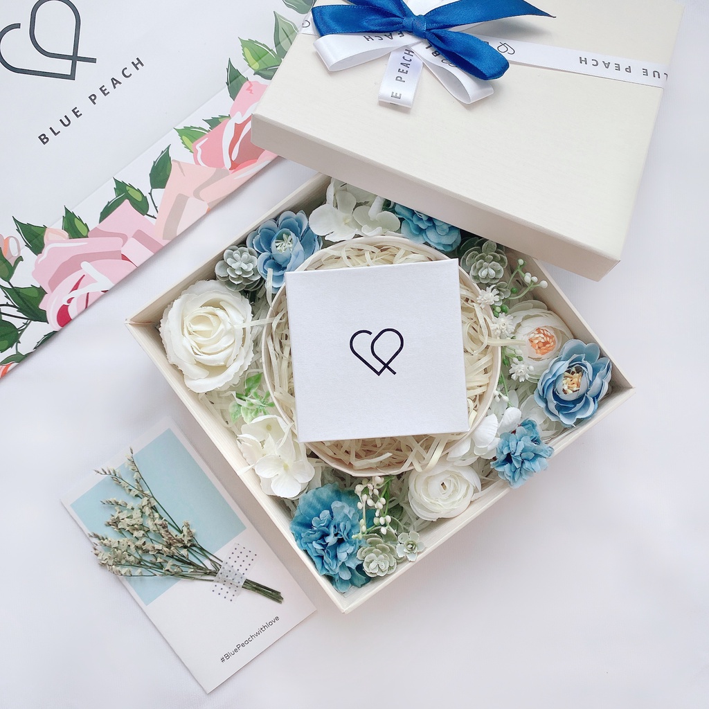 Hộp Quà Tặng Blue Peach - Không Bao Gồm Sản Phẩm - Darling! Gift Box R003