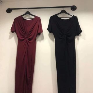Combo 2 váy xoăn eo 510k