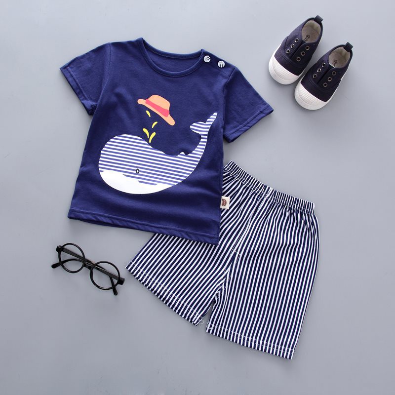 Set áo thun tay ngắn kèm quần lưng thun kẻ sọc năng động cho bé trai