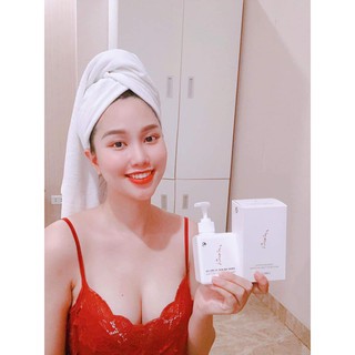 Dưỡng thể kích trắng Lebelage Heeyul White Body Tone Up Cream