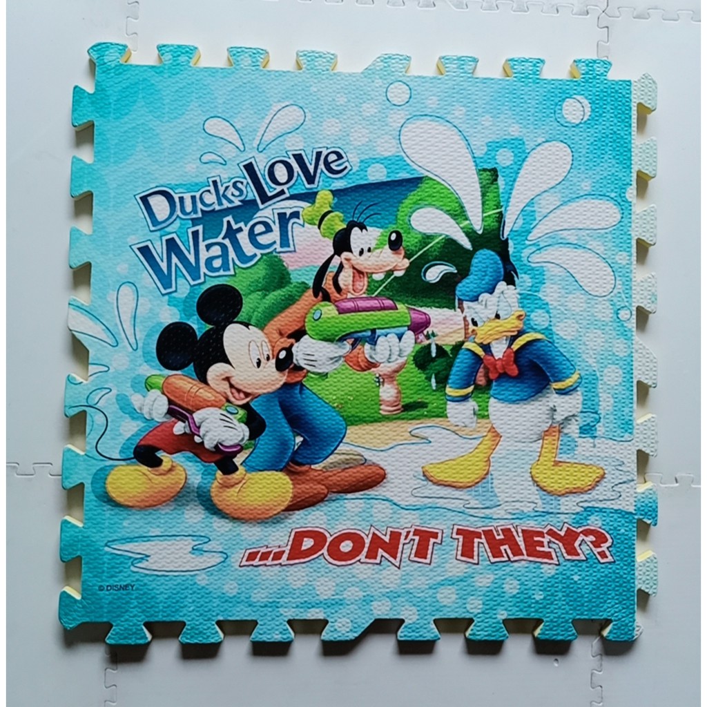 Thảm xốp hình ghép bộ sưu tập tranh chú chuột mickey KT 60x60x1cm 1bộ có 4tấm giá 90000₫