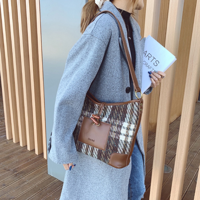 Túi Đeo Vai Cỡ Lớn Thời Trang Dành Cho Nữ