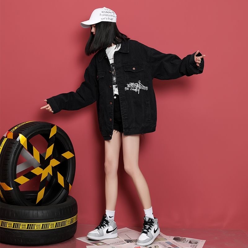 【ẢNH THẬT】Áo khoác jeans đen chữ trắng ⚡️ 𝐅𝐑𝐄𝐄 𝐒𝐇𝐈𝐏 ⚡️Cho cô nàng cá tính - Mã AB24