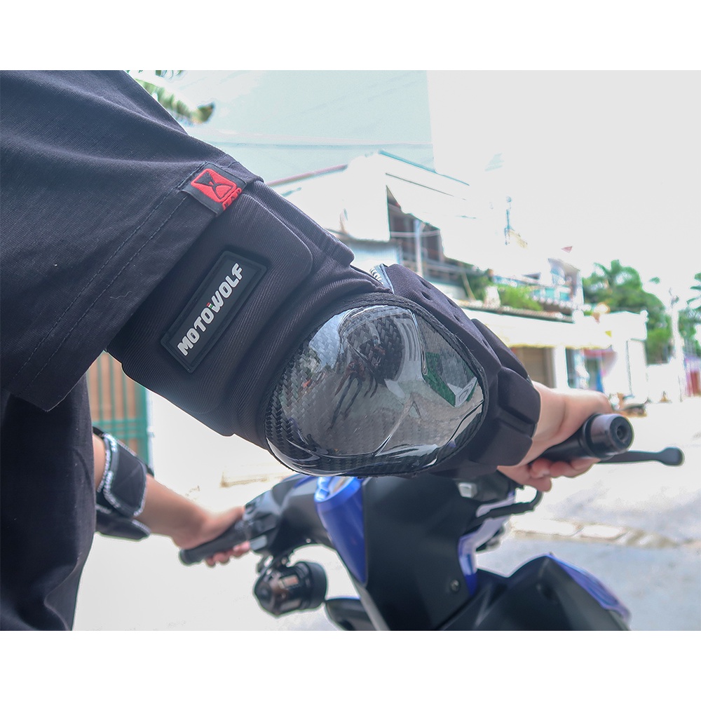 Bộ giáp gối tay chân carbon Motowolf