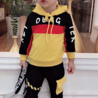 Bộ nỉ có mũ bé trai